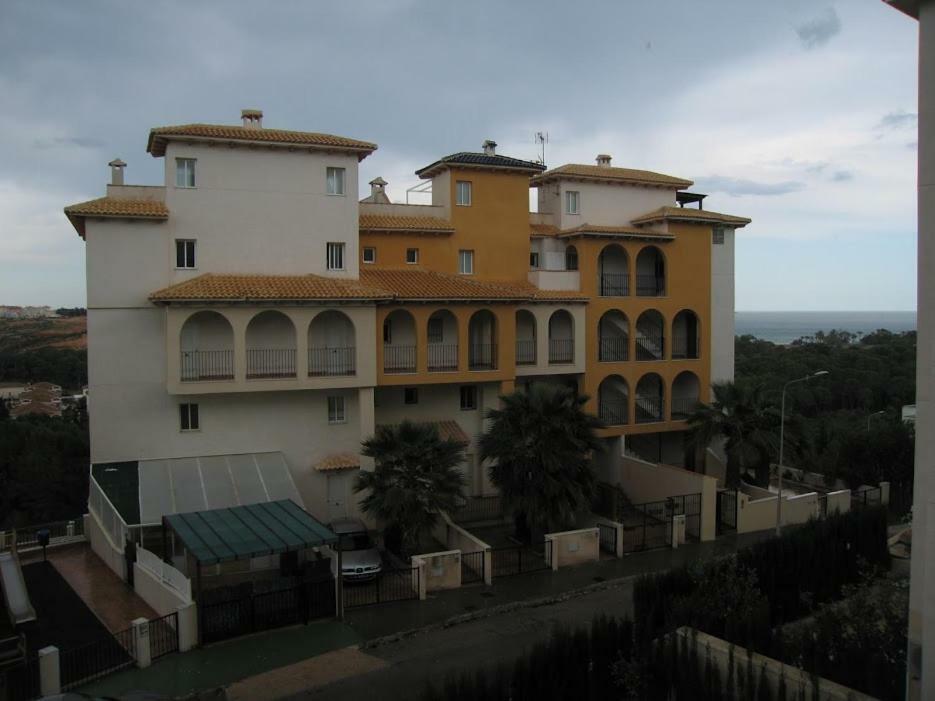 Квартира Рядом С Морем В Кампоамор Campoamor Ngoại thất bức ảnh